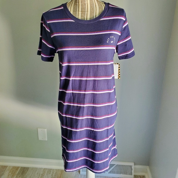 Vans Dresses & Skirts - Vans Chromatic Strip M
